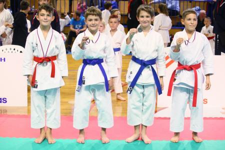 Na državnem pokalnem karate tekmovanju Mirnopečani do štirih visokih uvrstitev